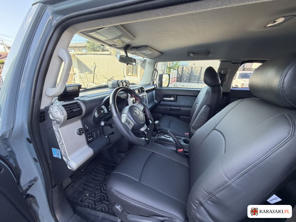 2013 America Toyota FJ Cruiser 4WD 14