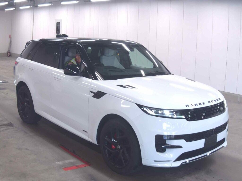 Land Rover Range Rover Sport 2023 z aukcji japońskiej