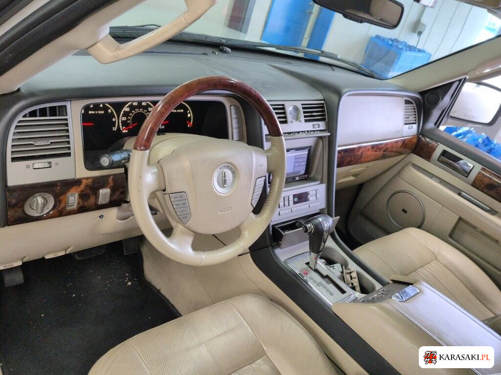 2011 Lincoln Navigator 4WD 5