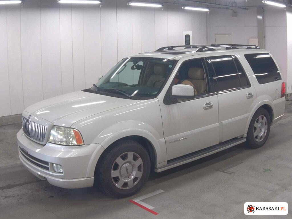 2011 Lincoln Navigator 4WD 3