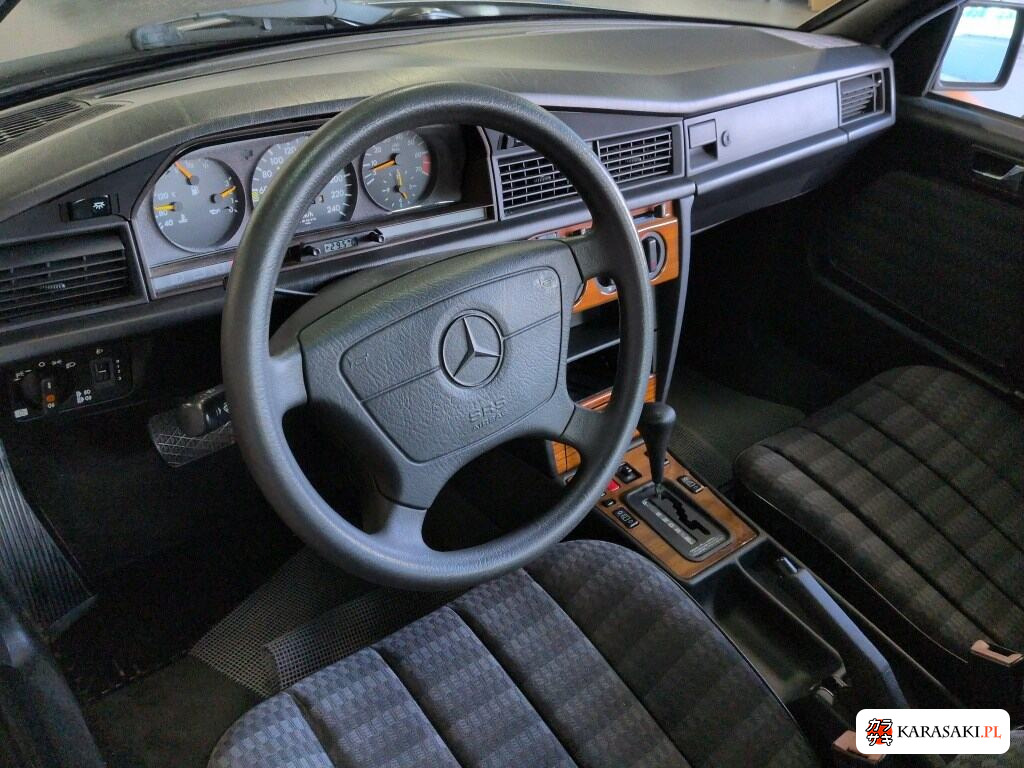 1992 Mercedes-Benz 190 Class 190E2.6 5
