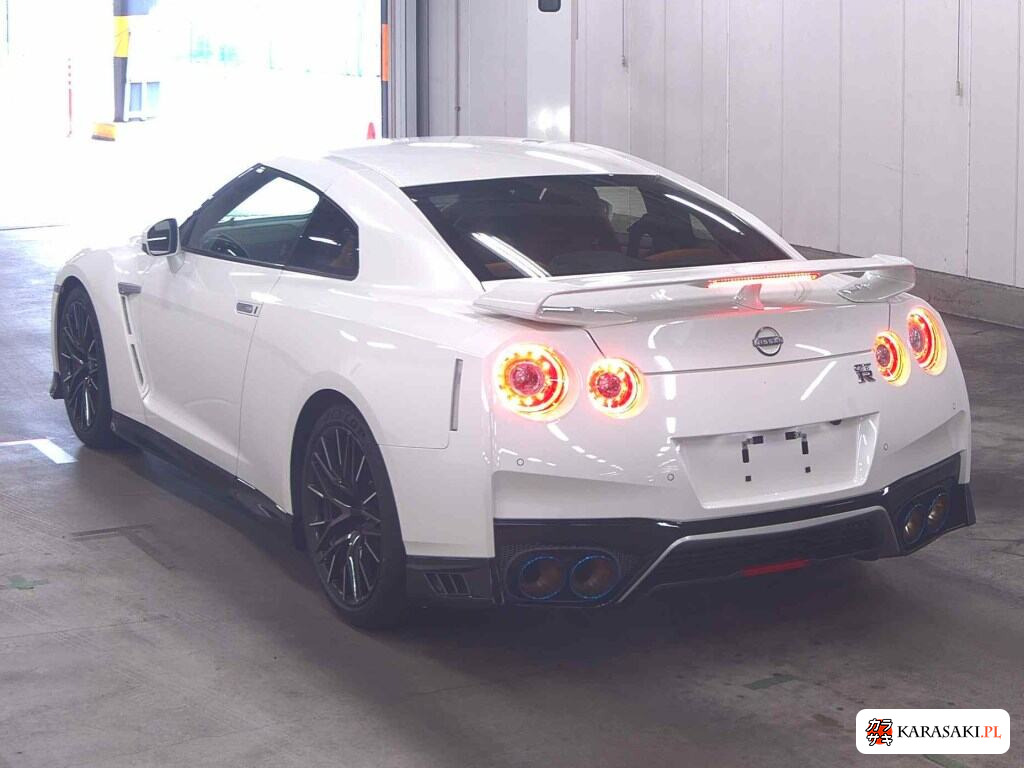 Nissan GT-R 2022 z aukcji japońskiej