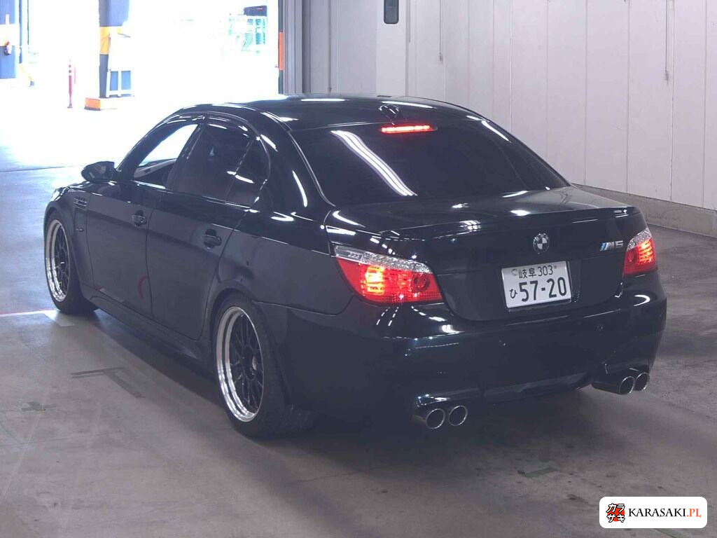 2006 BMW M5 4D 2