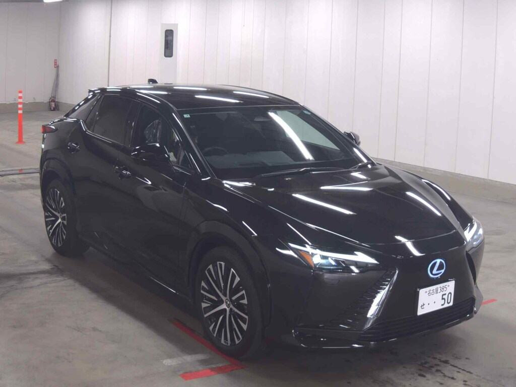Lexus RZ 2023 z aukcji japońskiej