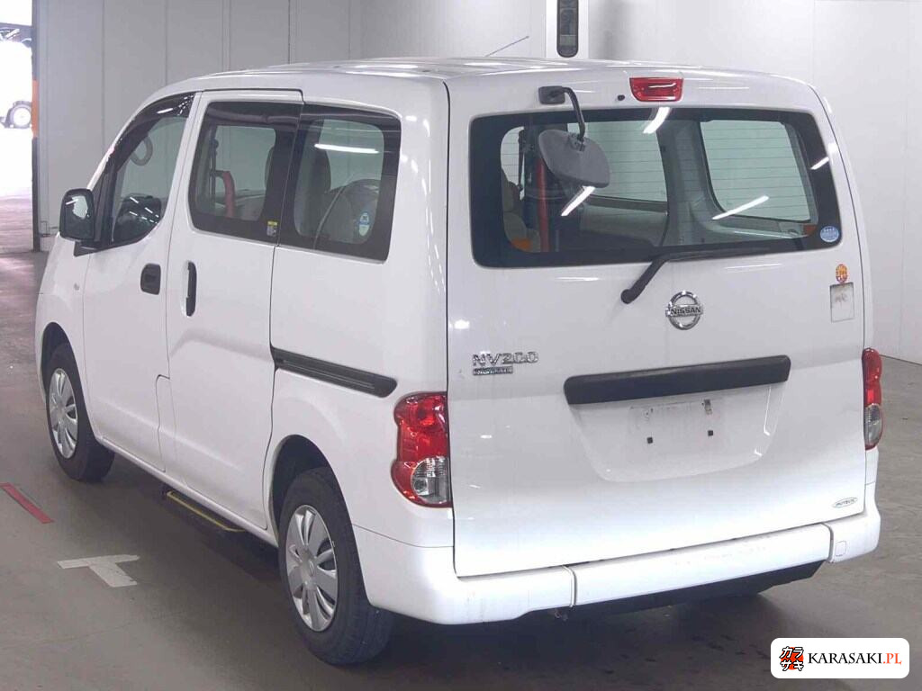 2018 Nissan 2