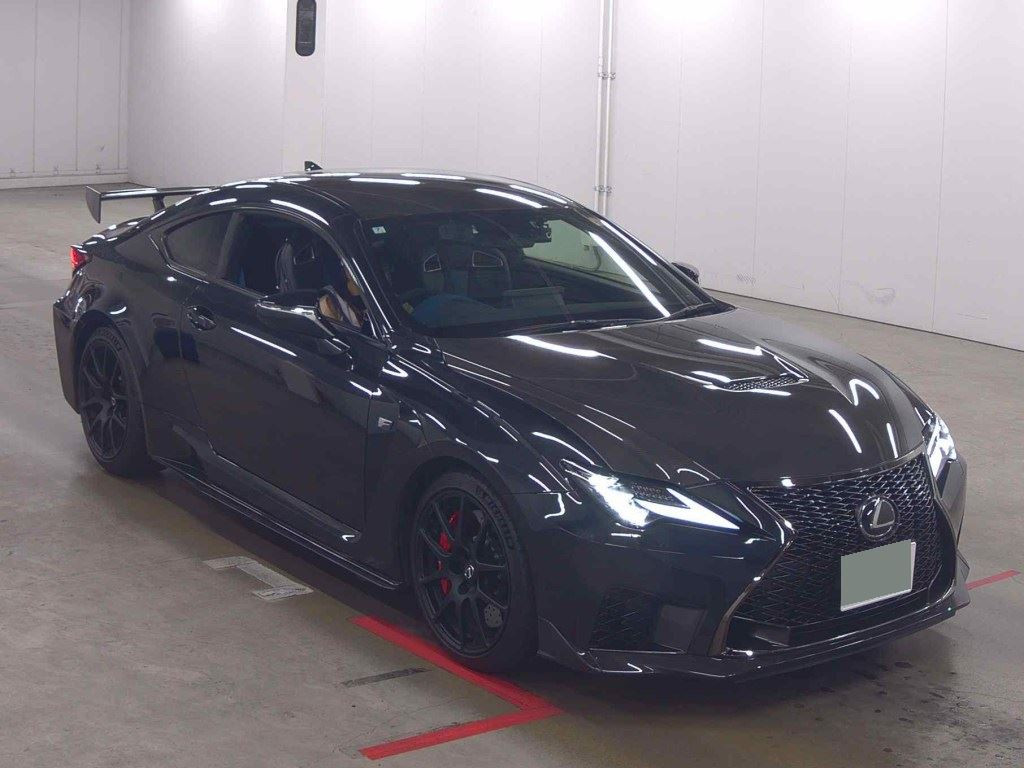 Lexus RC F 2024 z aukcji japońskiej
