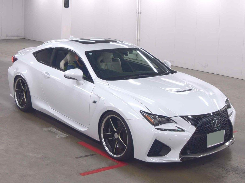 Lexus RC F 2014 z aukcji japońskiej
