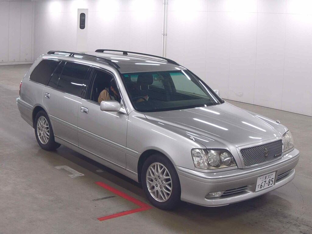 Toyota Crown Estate 2004 z aukcji japońskiej