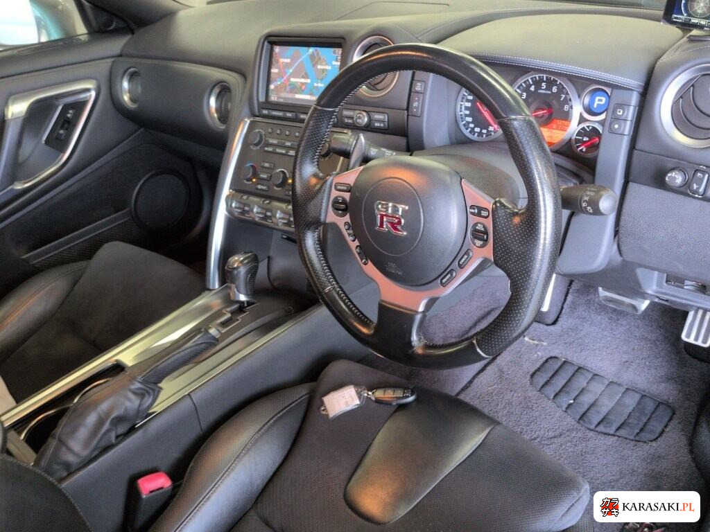 2008 Nissan GT-R 4WD Base Grade 5