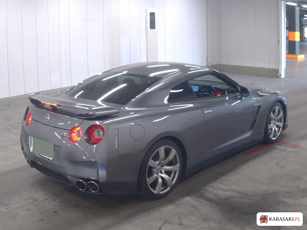 2008 Nissan GT-R 4WD Base Grade 4
