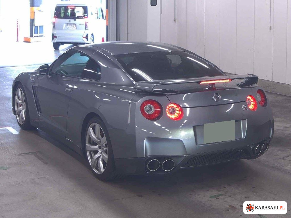 2008 Nissan GT-R 4WD Base Grade 2