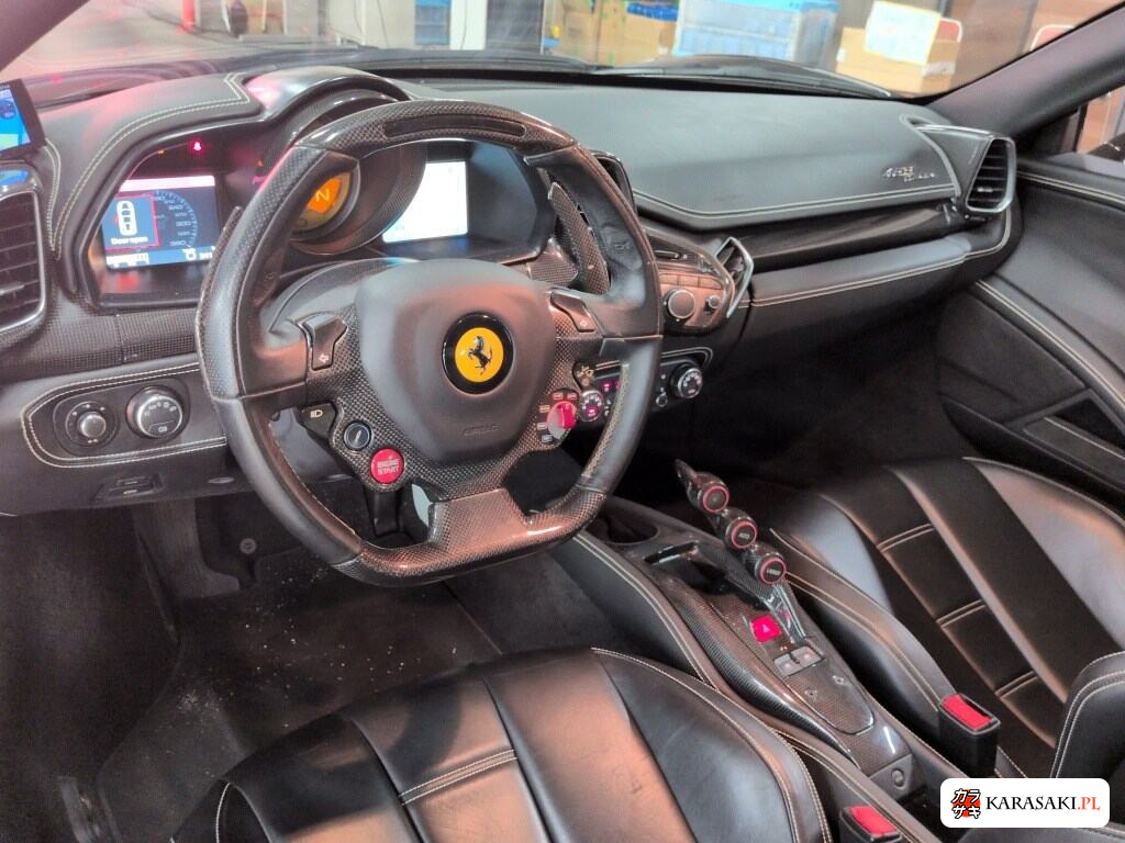 2013 Ferrari 458 Italia Base Grade 5