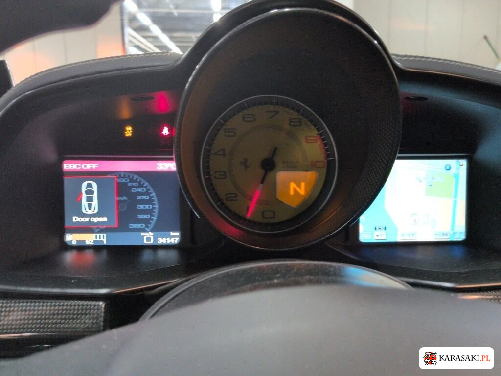 2013 Ferrari 458 Italia Base Grade 6