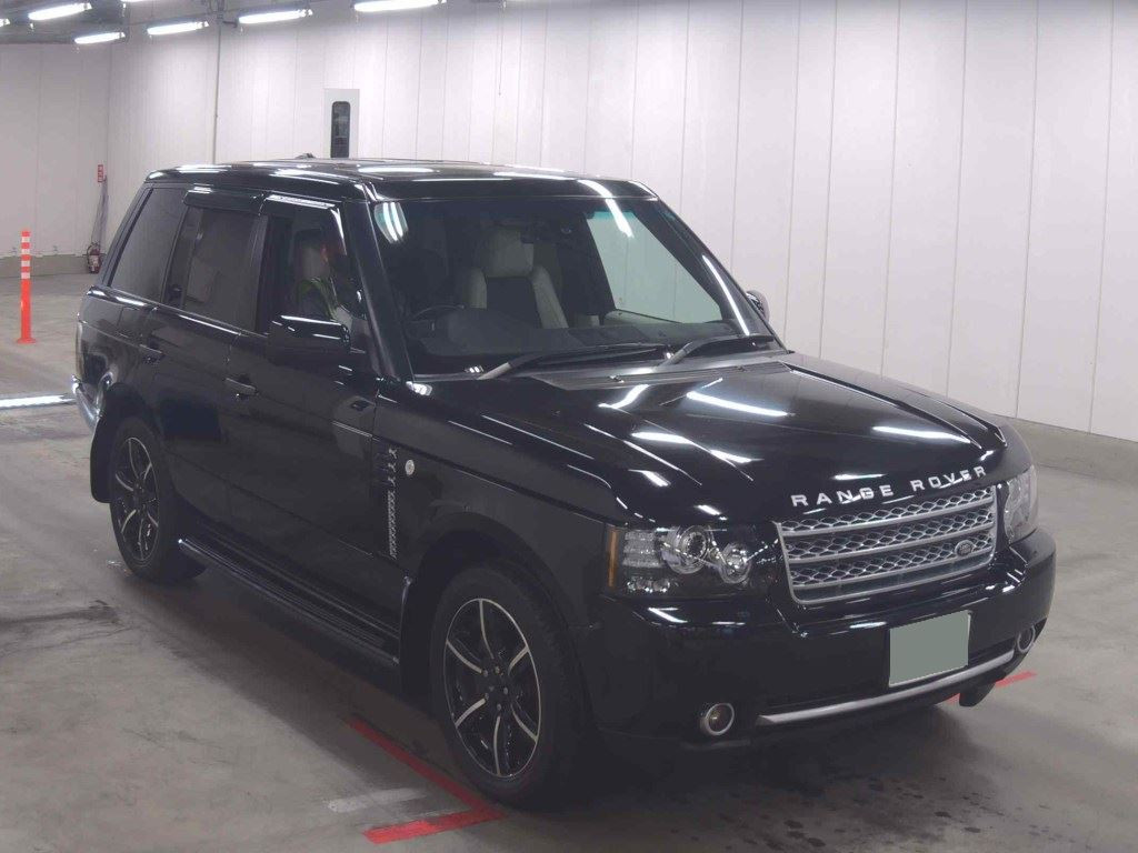 Land Rover Range Rover Vogue 2010 z aukcji japońskiej