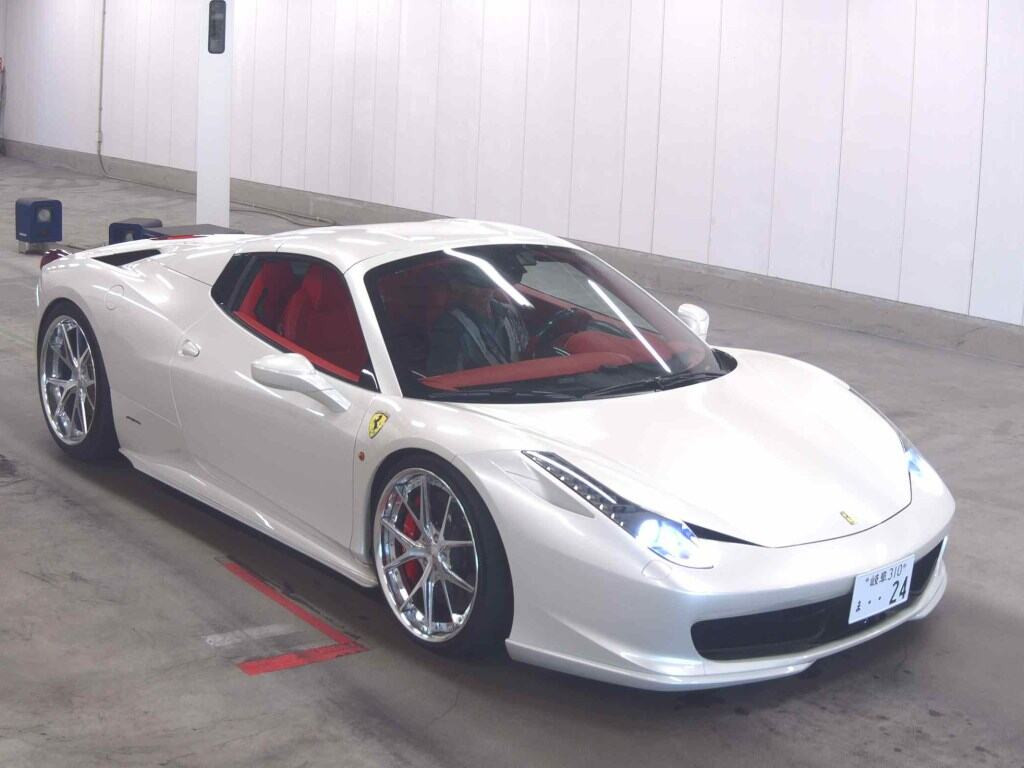 Ferrari 458 Spider 2012 z aukcji japońskiej