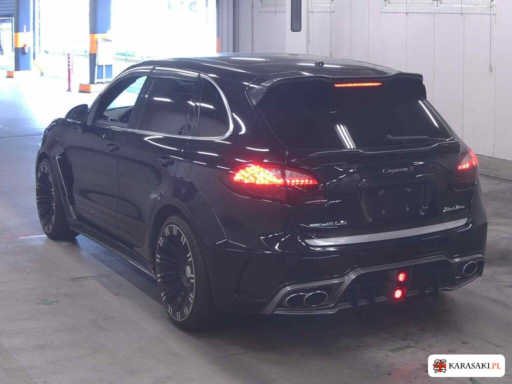 2011 Porsche Cayenne 4WD S 2