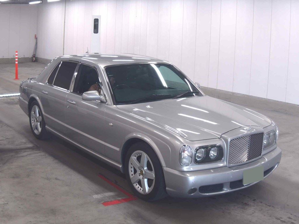 Bentley Arnage 2004 z aukcji japońskiej