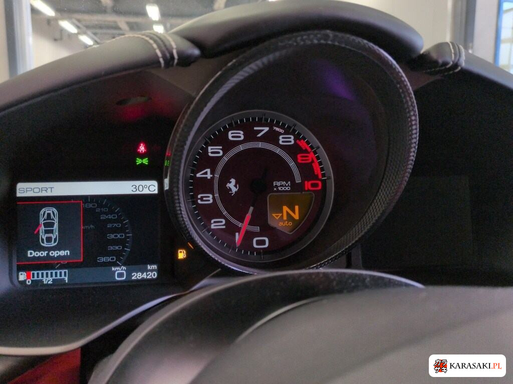 2013 Ferrari F12 Berlinetta Base Grade 6