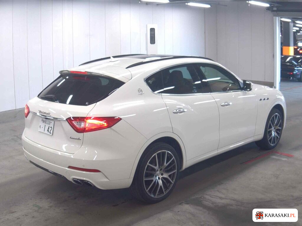 2017 Maserati Levante 4WD Base Grade 4