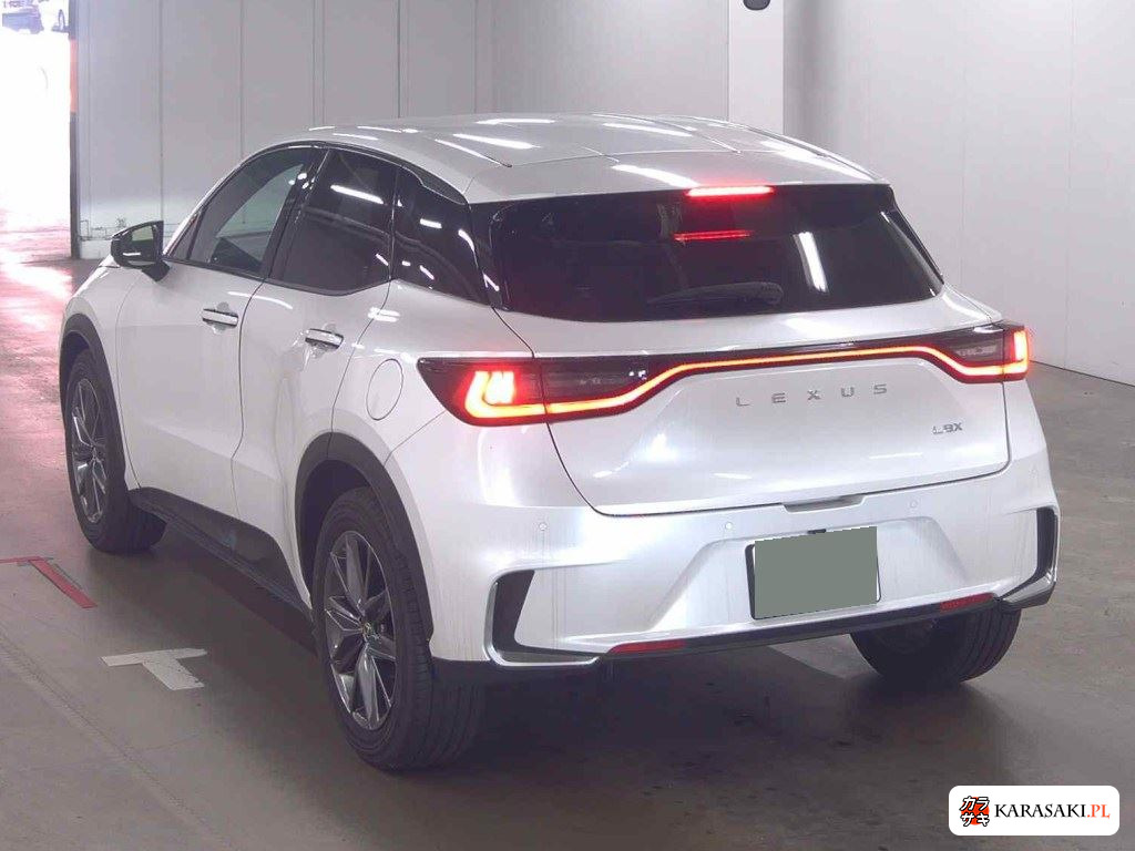 2024 Lexus LBX Relax 2