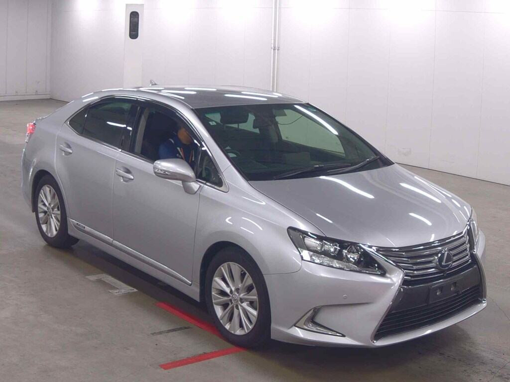Lexus HS 2014 z aukcji japońskiej