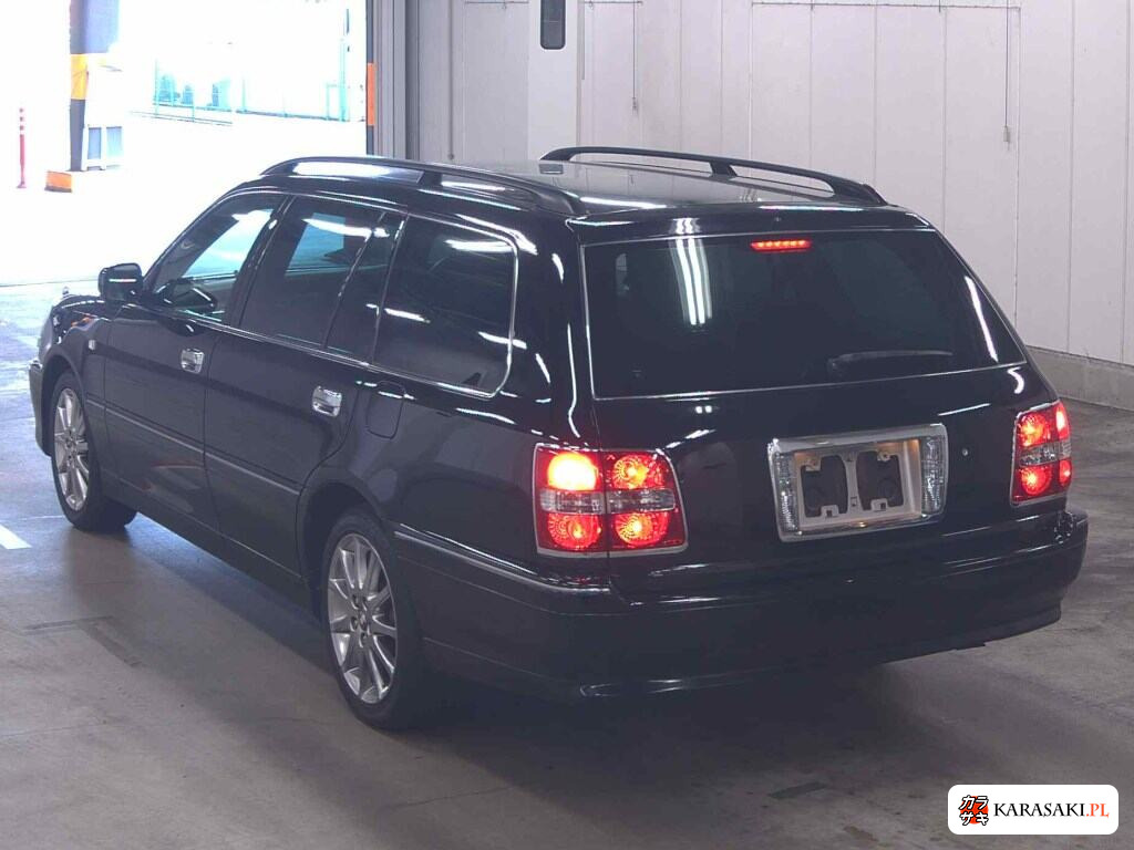 Toyota Crown Estate 2006 z aukcji japońskiej