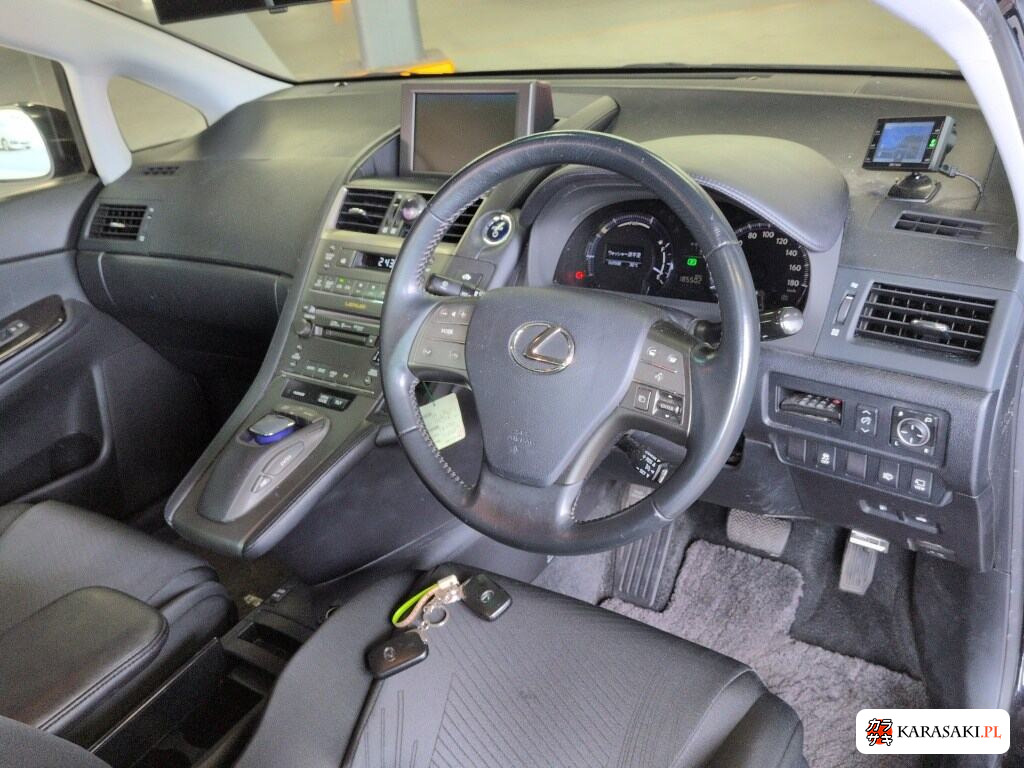 Lexus HS 2009 z aukcji japońskiej