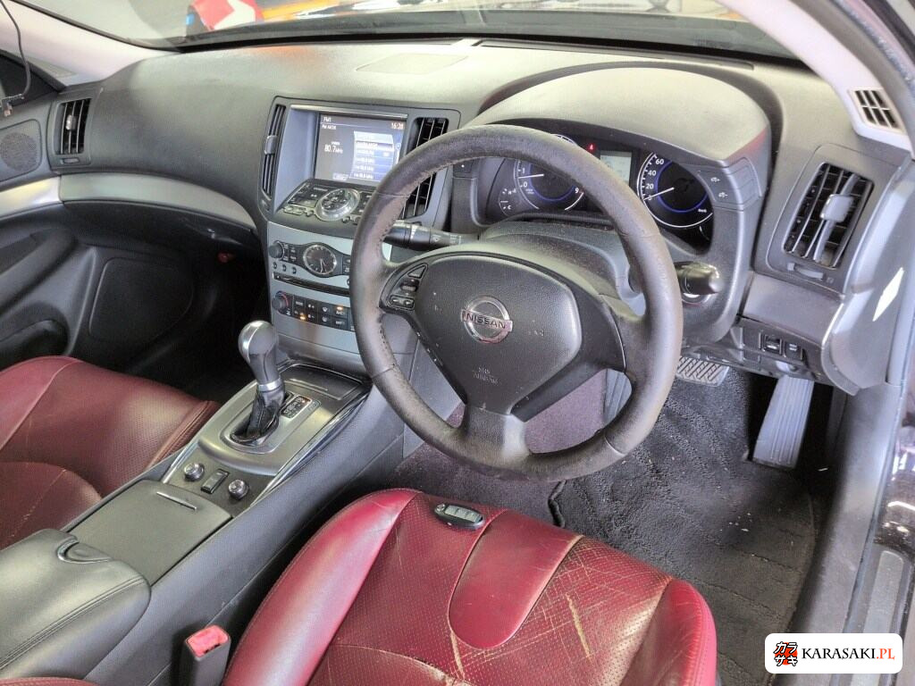 Nissan Skyline 2011 z aukcji japońskiej