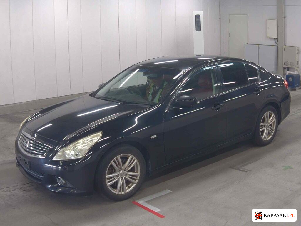 Nissan Skyline 2011 z aukcji japońskiej