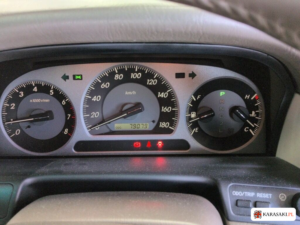 Toyota Crown 2003 z aukcji japońskiej