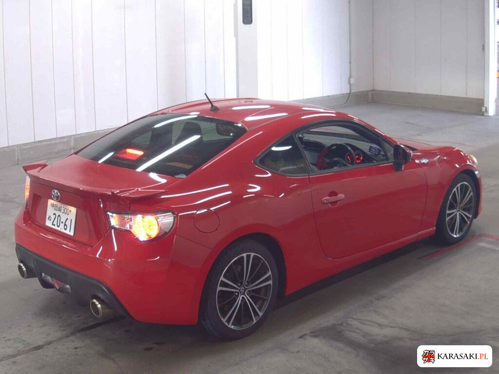 Toyota 86 2012 z aukcji japońskiej