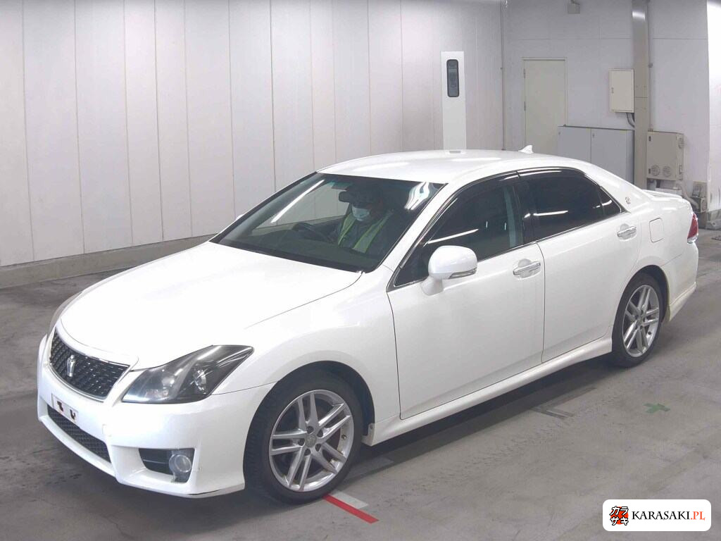 Toyota Crown 2011 z aukcji japońskiej