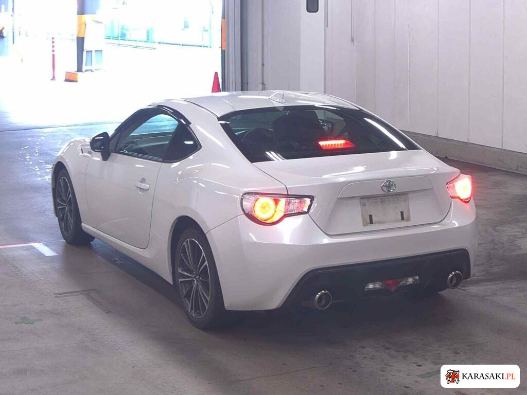 Toyota 86 2012 z aukcji japońskiej