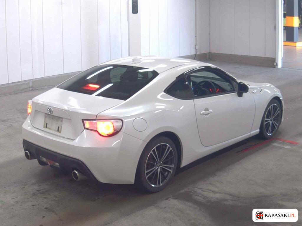 Toyota 86 2012 z aukcji japońskiej