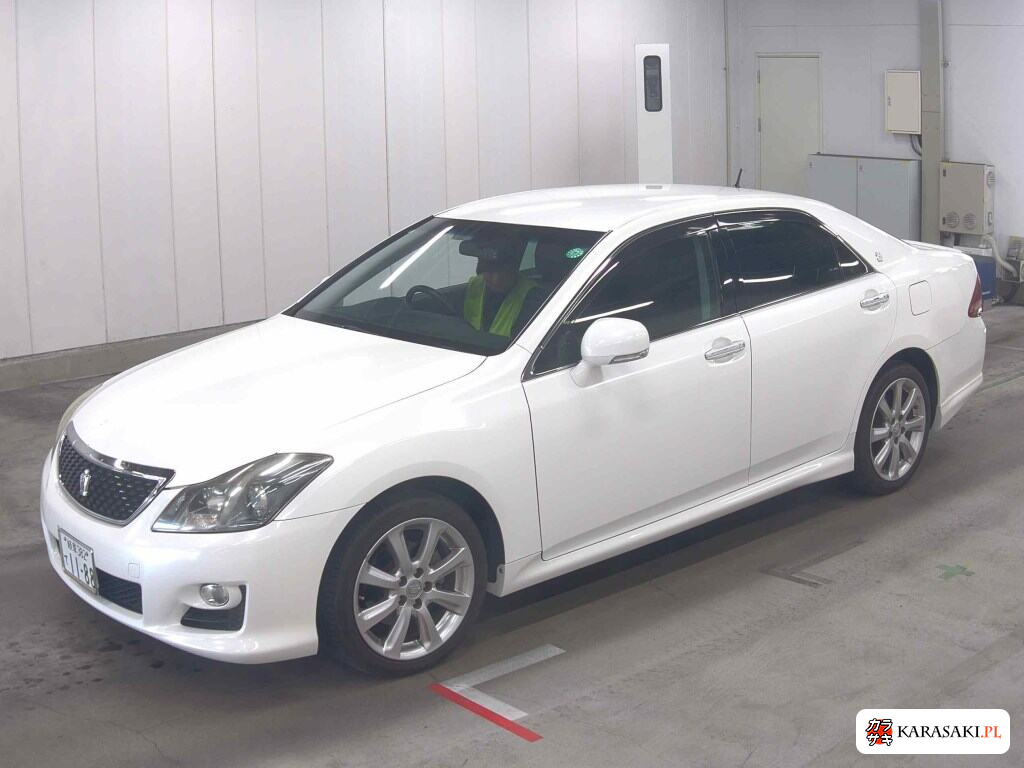 Toyota Crown 2009 z aukcji japońskiej