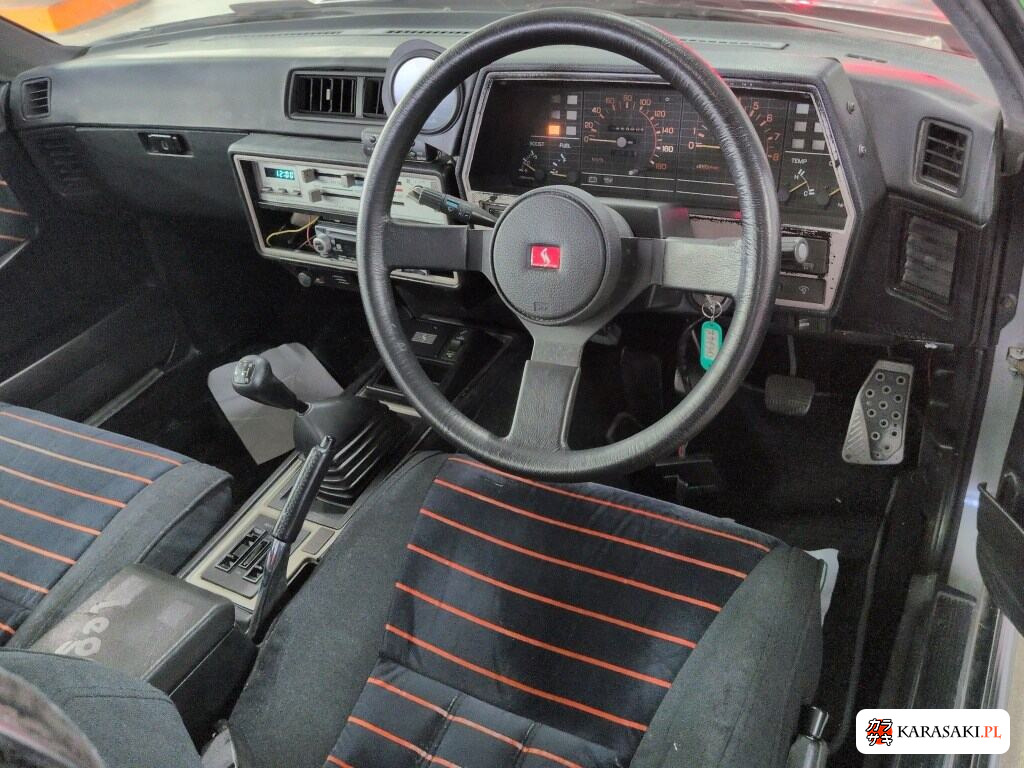 Nissan Skyline 1984 z aukcji japońskiej