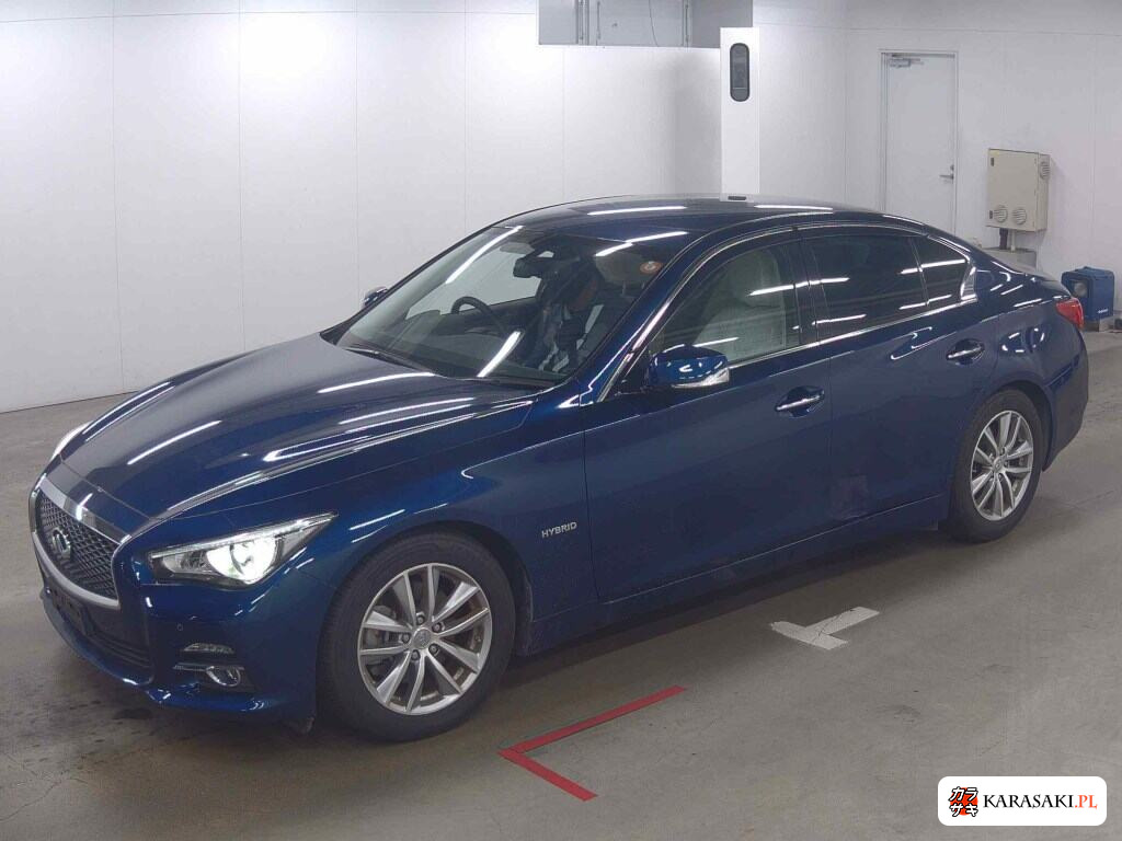 Nissan Skyline 2016 z aukcji japońskiej