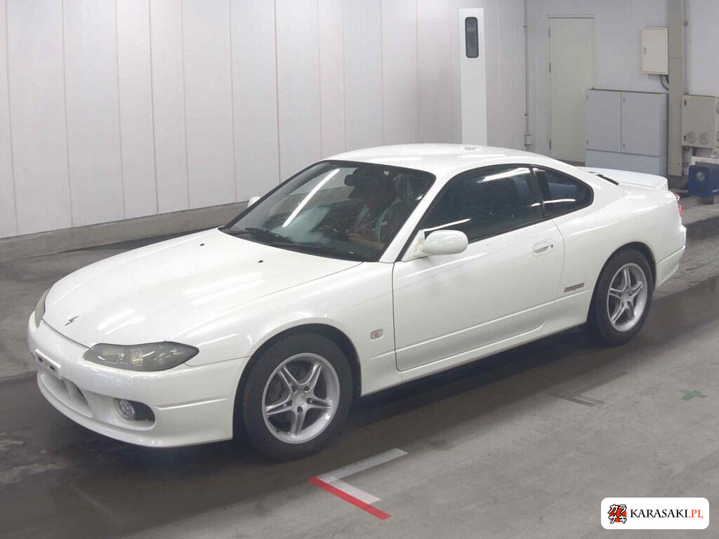 Nissan Silvia 2002 z aukcji japońskiej