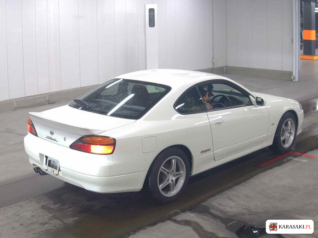 Nissan Silvia 2002 z aukcji japońskiej