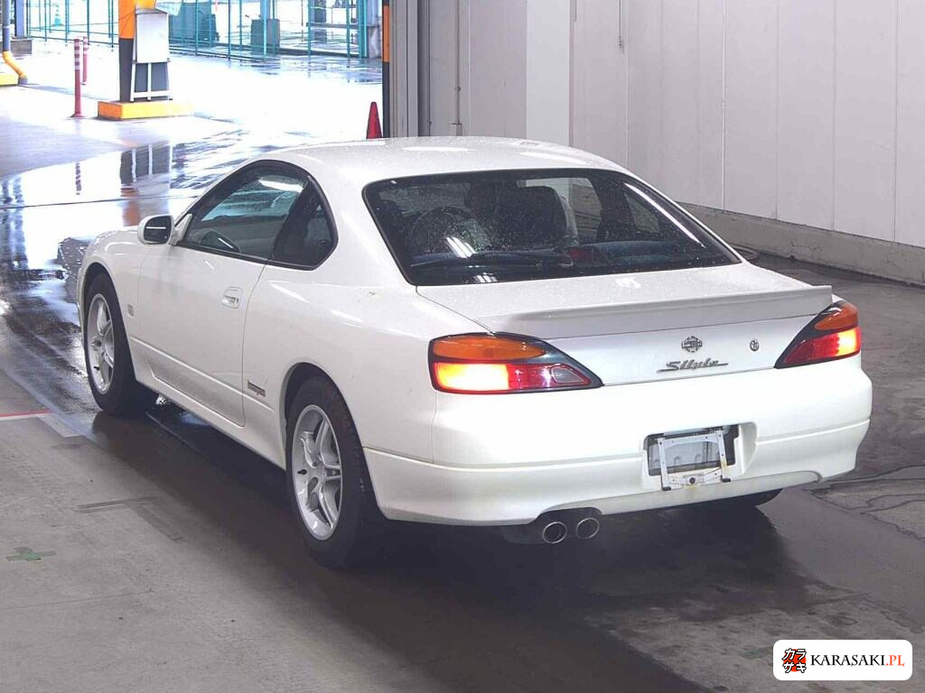 Nissan Silvia 2002 z aukcji japońskiej
