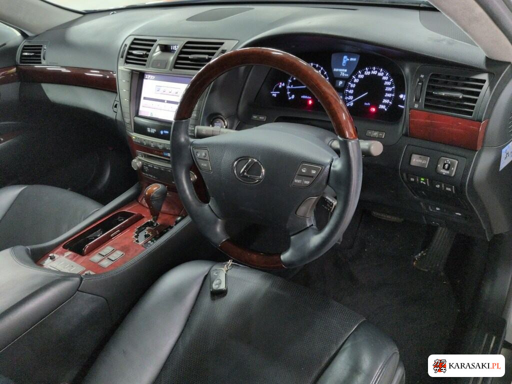 Lexus LS 2011 z aukcji japońskiej