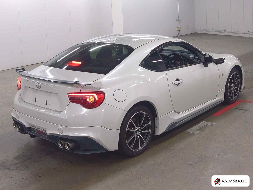 Toyota 86 2017 z aukcji japońskiej