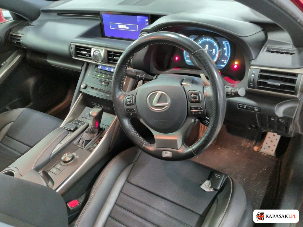 Lexus Is 2017 z aukcji japońskiej