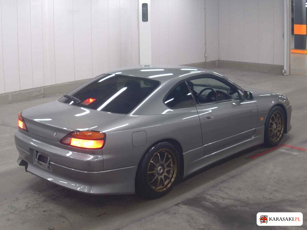 Nissan Silvia 2002 z aukcji japońskiej