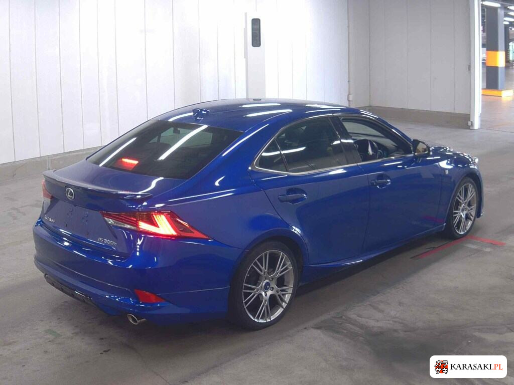 Lexus Is 2017 z aukcji japońskiej