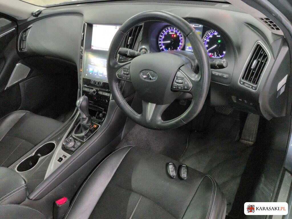 Nissan Skyline 2017 z aukcji japońskiej