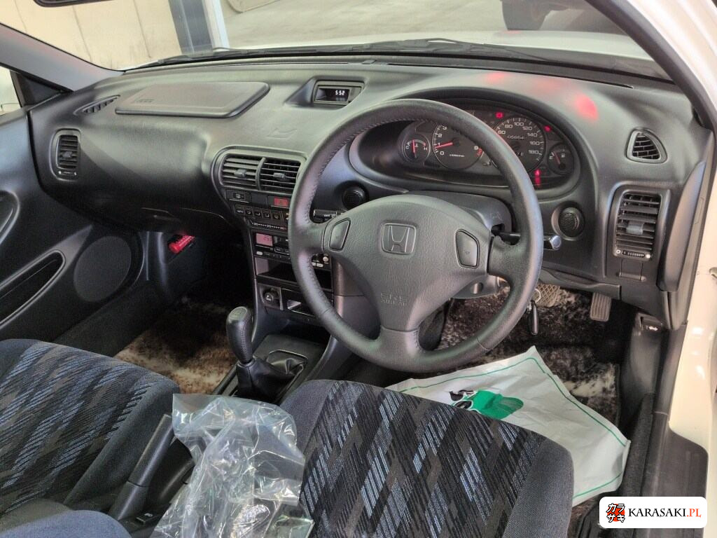 Honda Integra 1999 z aukcji japońskiej