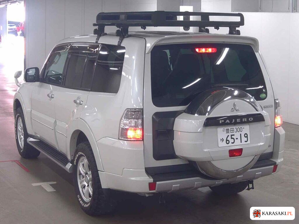 Mitsubishi Pajero 2012 z aukcji japońskiej