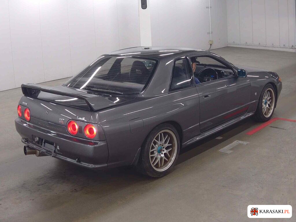 Nissan Skyline 1991 z aukcji japońskiej