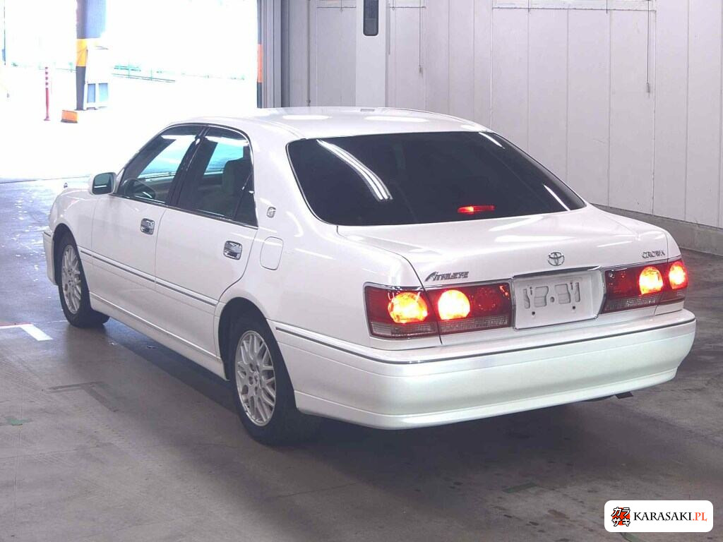Toyota Crown 2001 z aukcji japońskiej